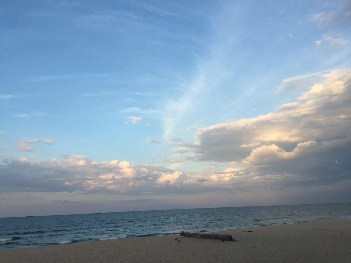 Batu Buruk Beach, Kuala Terengganu